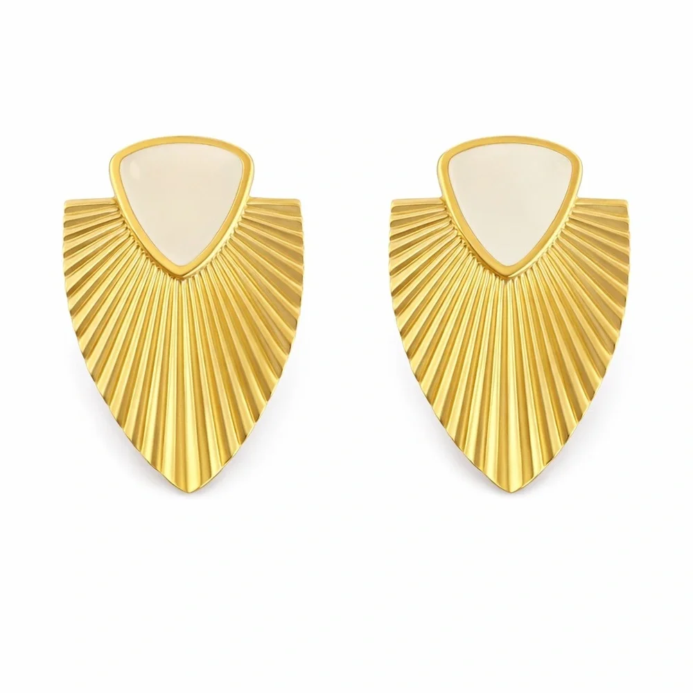 Vintage Gold Tone Fan Drop Earrings w/ Cream Enamel – Statement Retro